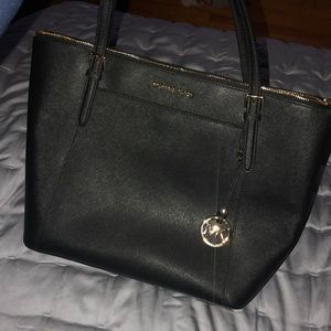 Black Michael Kors Bag Tote